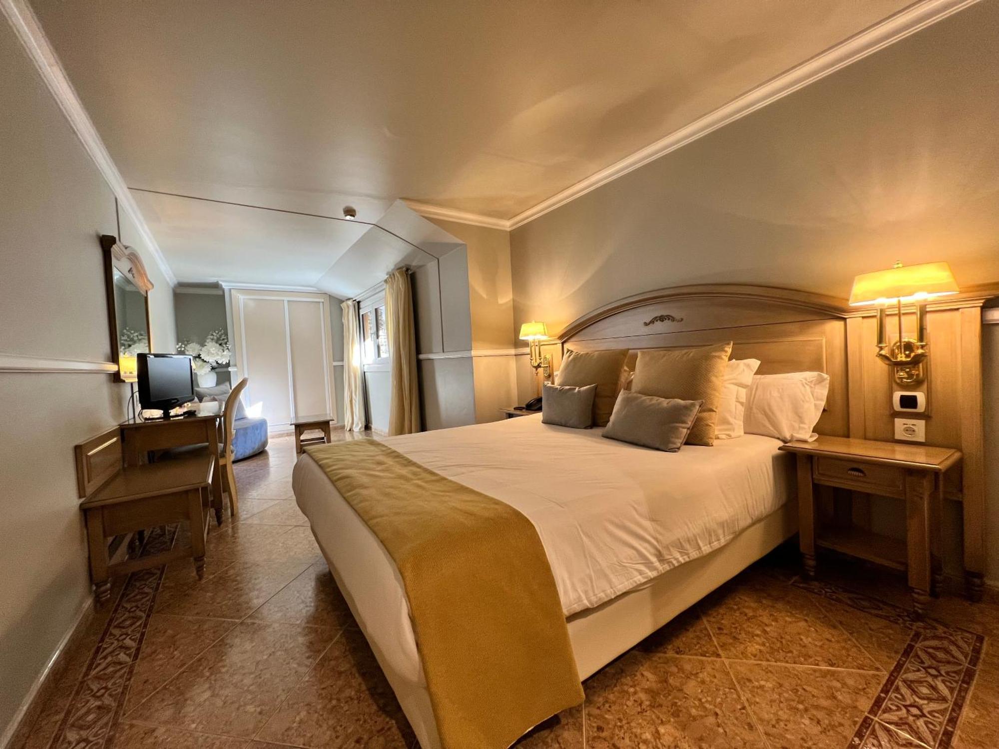 Hotel & Spa Bringue Ордино Екстериор снимка